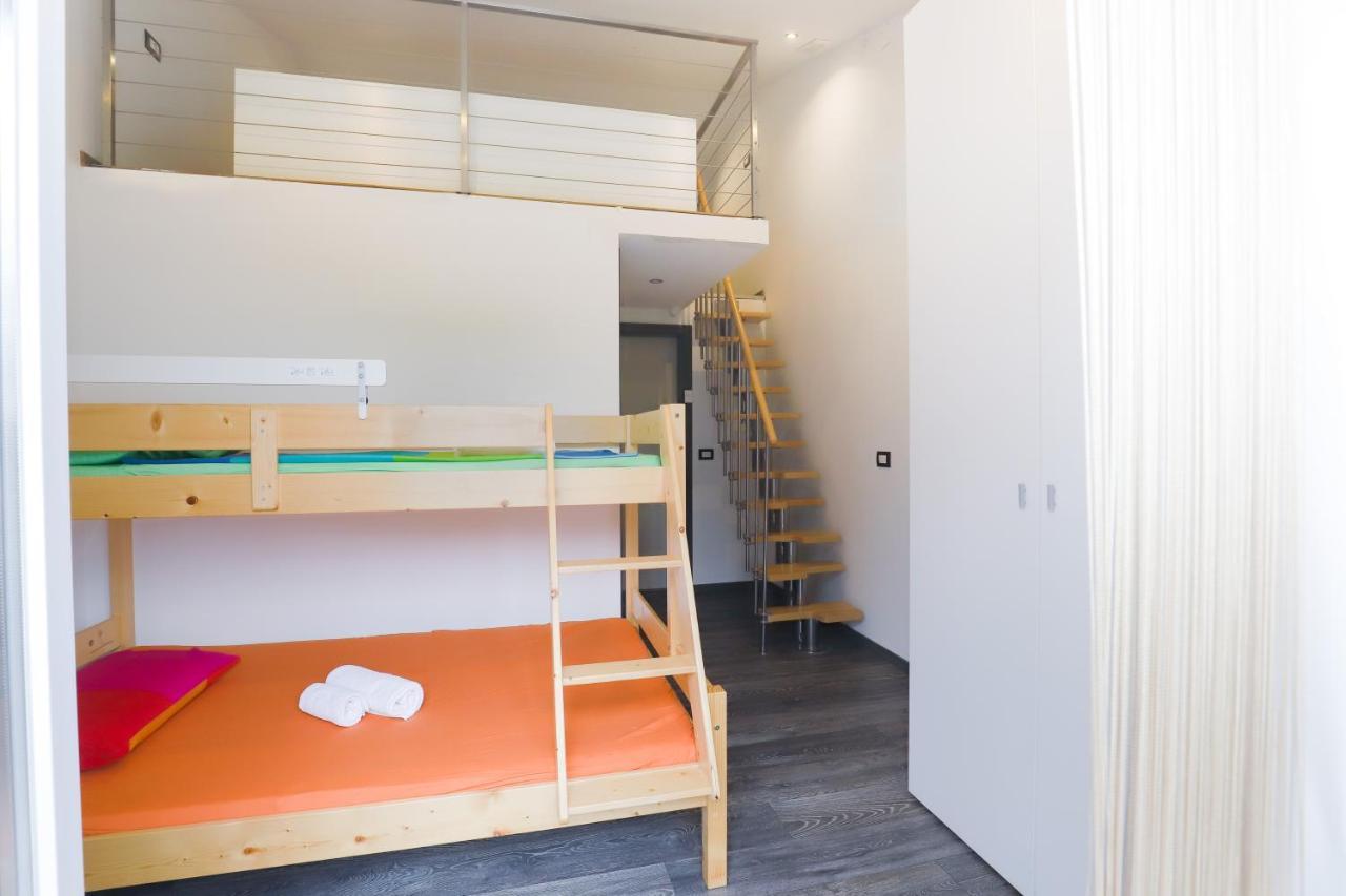 Apartments Villa Sofia スルベニ・ブル エクステリア 写真
